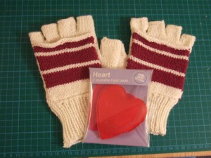 knit hand warmers with pouch